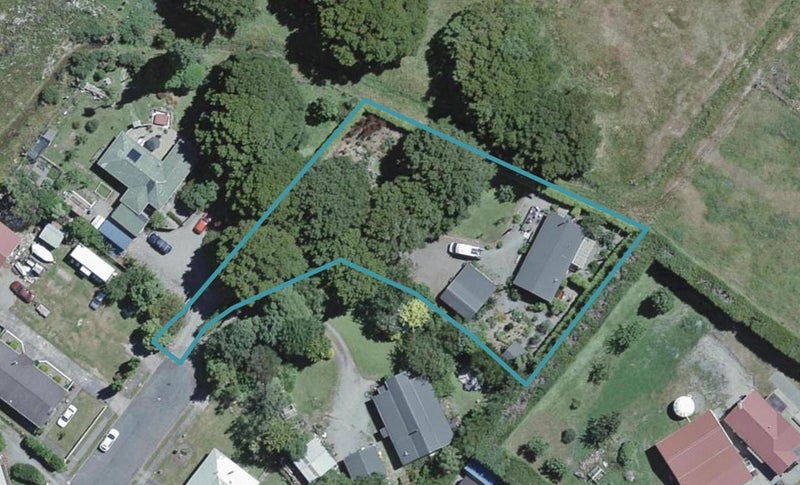 43B Churchill Crescent, Featherston - Carousel 1