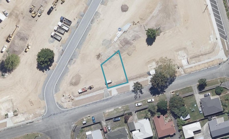 13 Cassidy Street, Hamilton East, Hamilton - Carousel 1