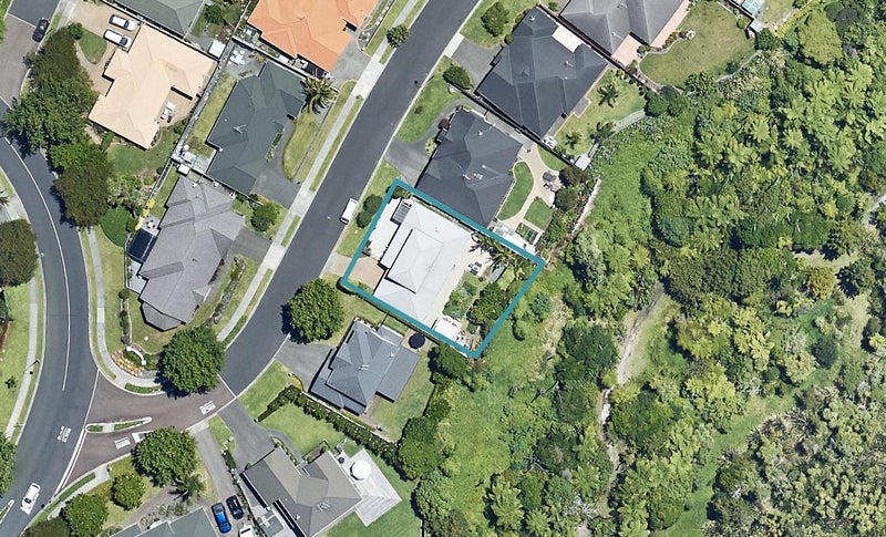 16 Bodiam Place, Bethlehem, Tauranga - Carousel 1