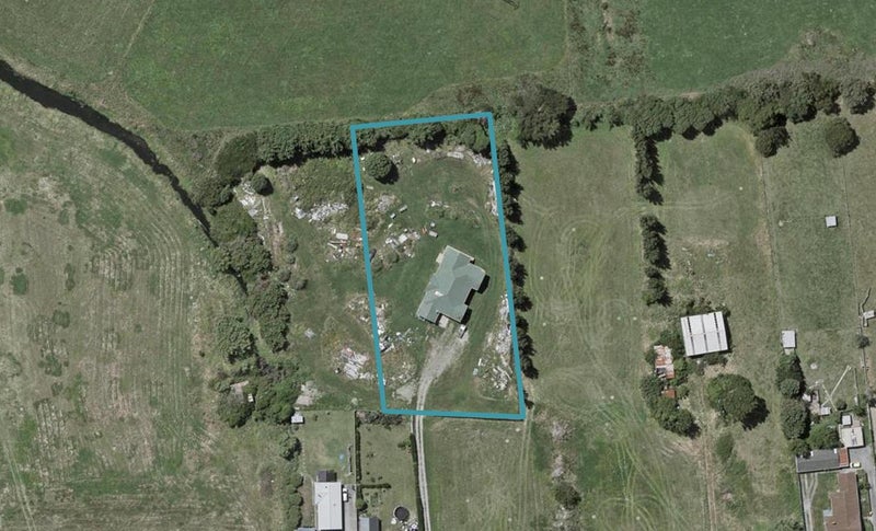 186 Rangiuru Road, Otaki Beach - Carousel 1