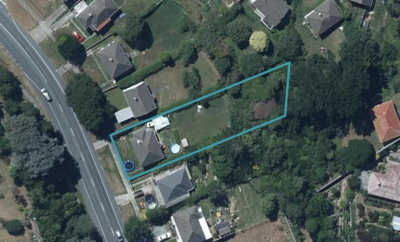 81 Mungavin Avenue, Ranui, Porirua - Carousel 1