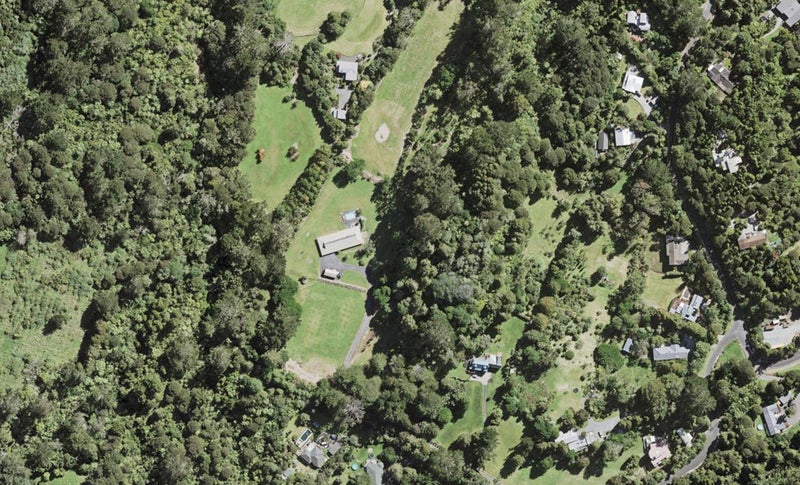 5A Cochran Road, Oratia, Auckland - Carousel 1