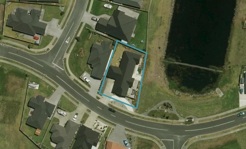 7 Kowi Lakes Drive, One Tree Point - Carousel 1