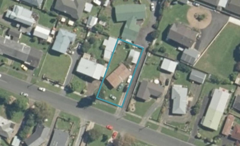 63 Thompson Street, Leamington, Cambridge - Carousel 1