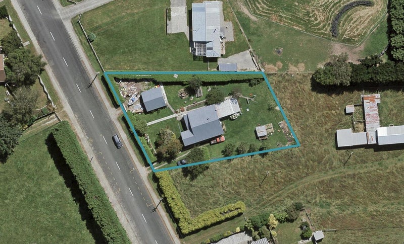 206 Bain Street, Clifton, Invercargill - Carousel 1
