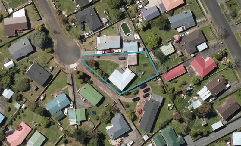 11 Garden Place, Tikipunga, Whangarei - Carousel 1