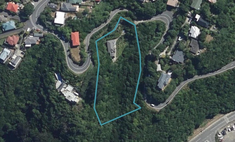 3 Korokoro Road, Korokoro, Lower Hutt - Carousel 1