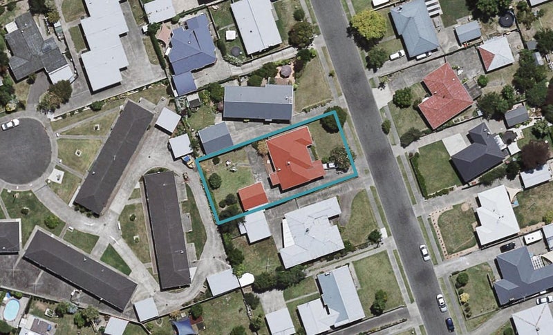 32 Balliol Avenue, Pirimai, Napier - Carousel 1