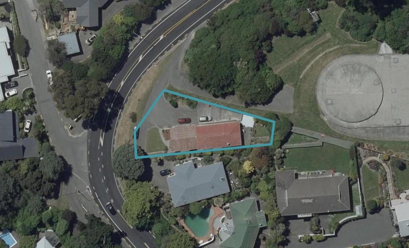 2/45 Dyers Pass Road, Cashmere, Christchurch - Carousel 1