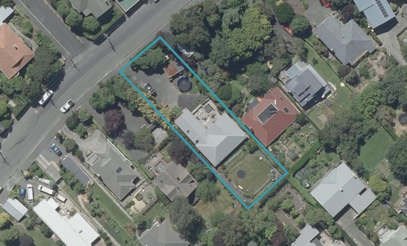 62 Signal Hill Road, Opoho, Dunedin - Carousel 1