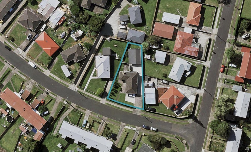 28 Sandra Avenue, Otara, Auckland - Carousel 1