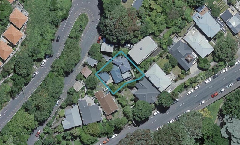 85 Garden Road, Northland, Wellington - Carousel 1