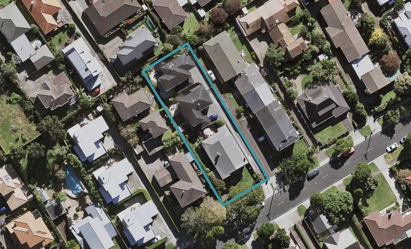 18A Turama Road, Royal Oak, Auckland - Carousel 1