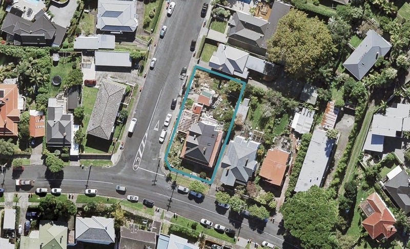 47 Western Springs Road, Morningside, Auckland - Carousel 1
