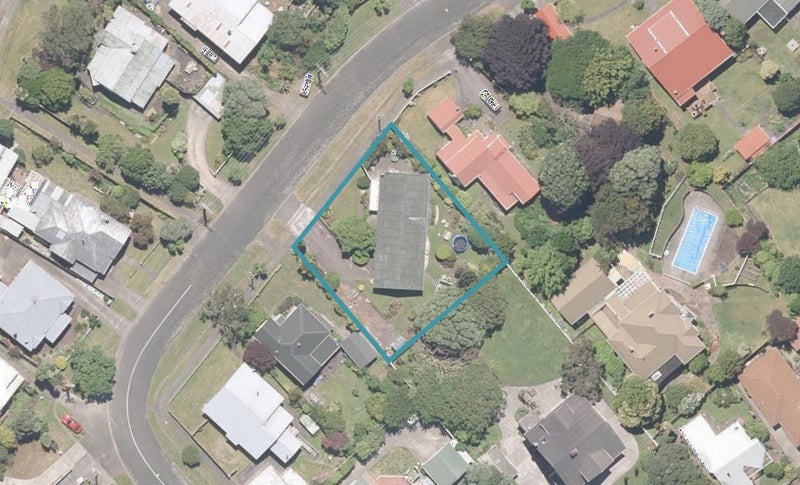 14 Mason Terrace, Gonville, Whanganui - Carousel 1
