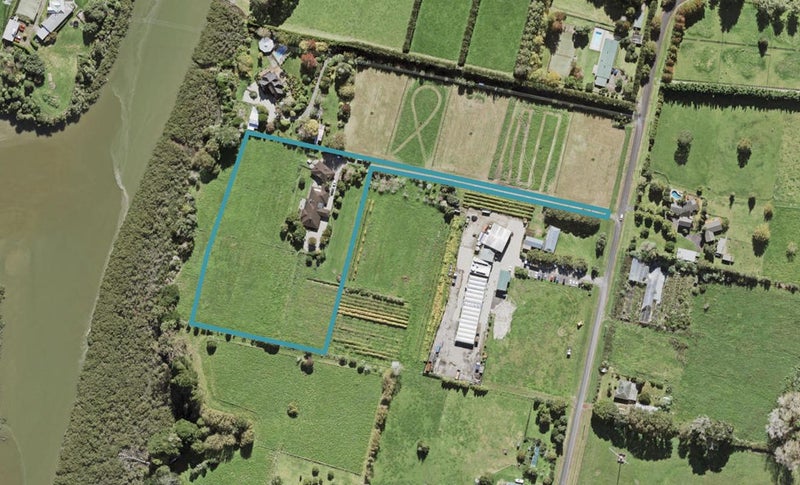 8A Bristol Road, Whenuapai, Auckland - Carousel 1