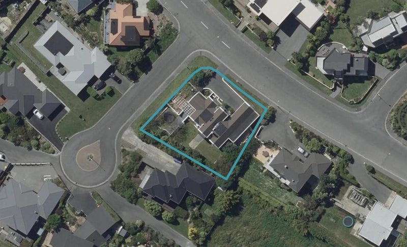 114 Penruddock Rise, Westmorland, Christchurch - Carousel 1