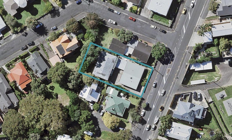 1/99 Vauxhall Road, Devonport, Auckland - Carousel 1