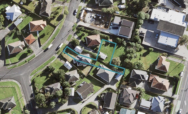 6 Freeland Avenue, Mount Roskill, Auckland - Carousel 1