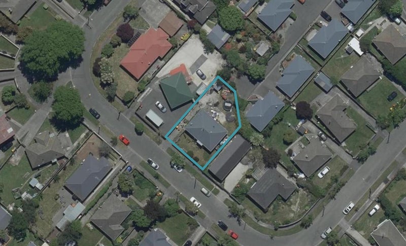 18 Flay Crescent, Burnside, Christchurch - Carousel 1