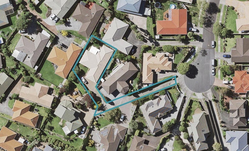 21 Travers Place, Northpark, Auckland - Carousel 1