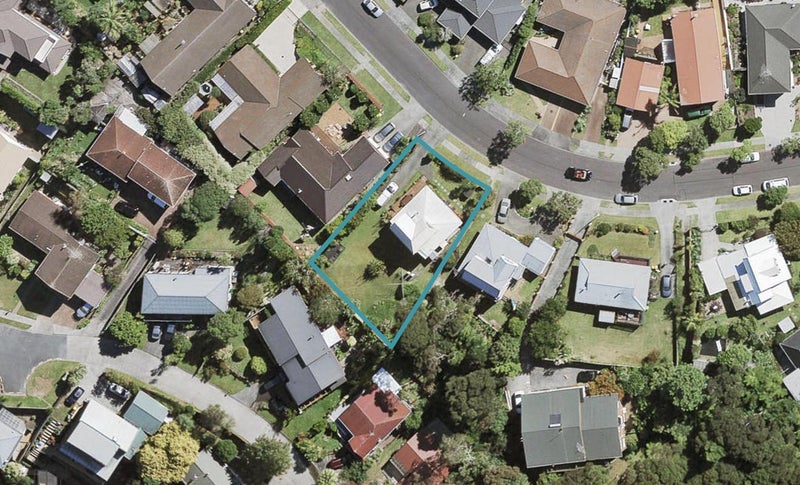 84 Rhinevale Close, Henderson, Auckland - Carousel 1