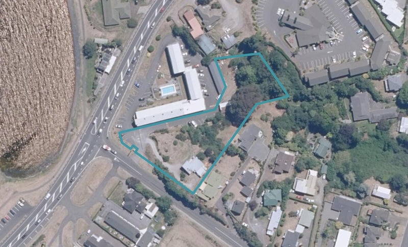 4 Hawai Street, Two Mile Bay, Taupo - Carousel 1
