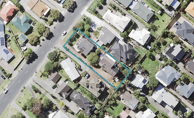 2/78 Browns Bay Road, Rothesay Bay, Auckland - Carousel 1