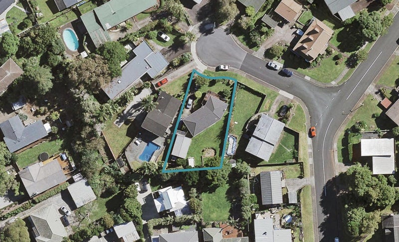 4 April Place, Red Hill, Papakura - Carousel 1