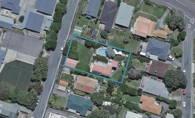 59 Tiber Street, Island Bay, Wellington - Carousel 1