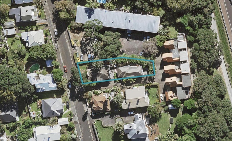 1/71 Princes Street, Northcote Point, Auckland - Carousel 1