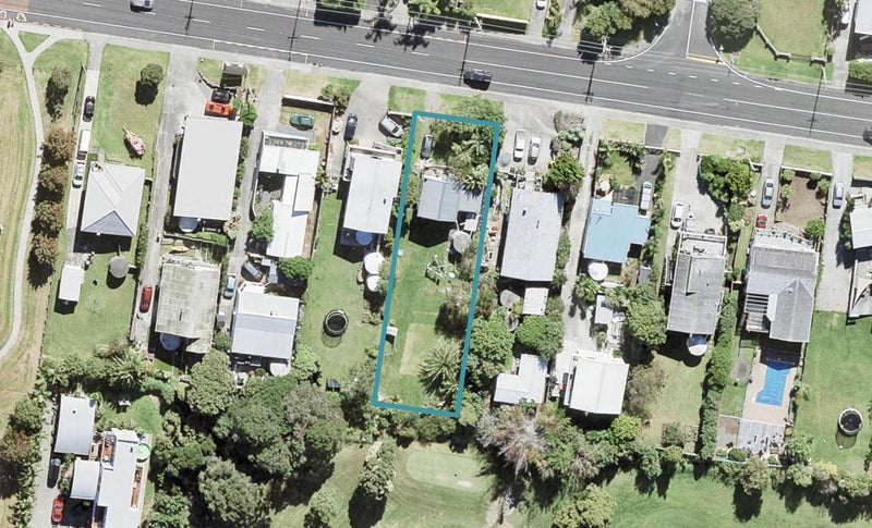 1293 Whangaparaoa Road, Army Bay, Whangaparaoa - Carousel 1