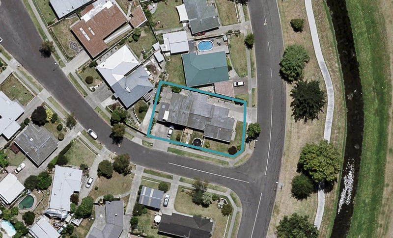 2 Norwich Crescent, Tamatea, Napier - Carousel 1