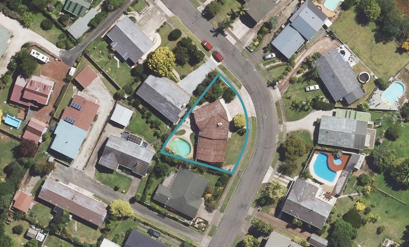 12 Fergusson Drive, Te Hapara, Gisborne - Carousel 1