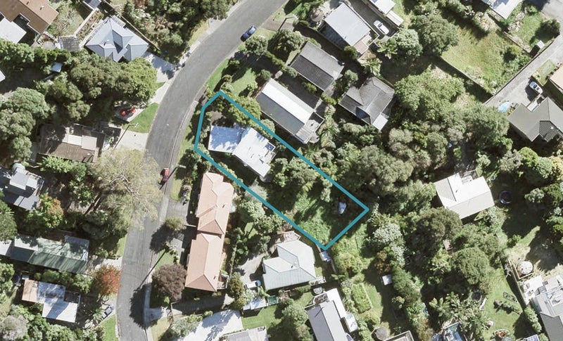 22 Elliston Crescent, Stanmore Bay, Whangaparaoa - Carousel 1
