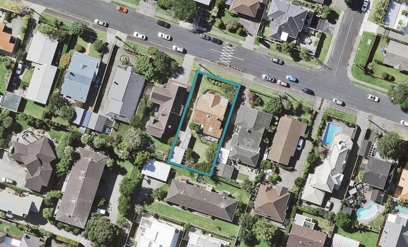 9 Frater Avenue, Milford, Auckland - Carousel 1