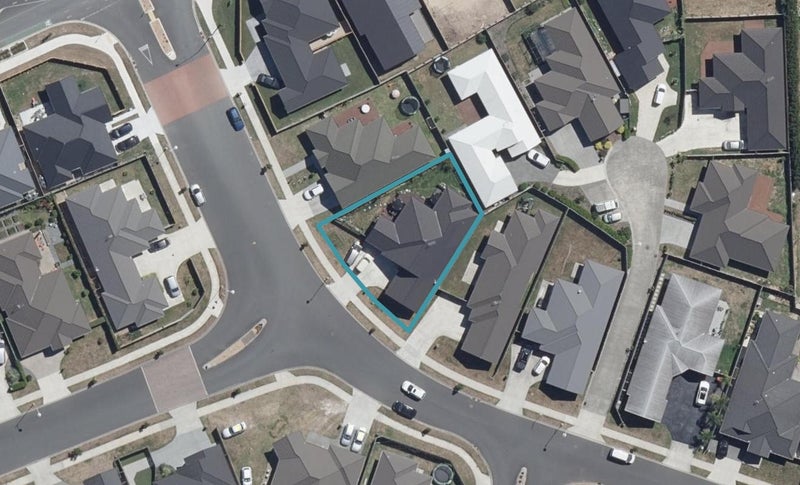 62 Sirius Crescent, Rototuna North, Hamilton - Carousel 1