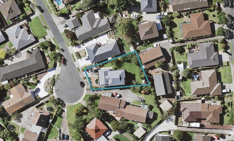10 Askew Place, Farm Cove, Auckland - Carousel 1