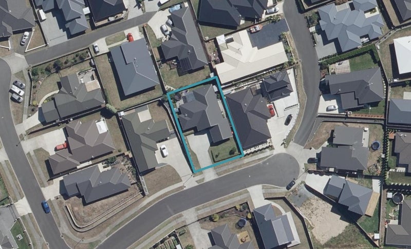 5 Iris Place, Grandview Heights, Hamilton - Carousel 1