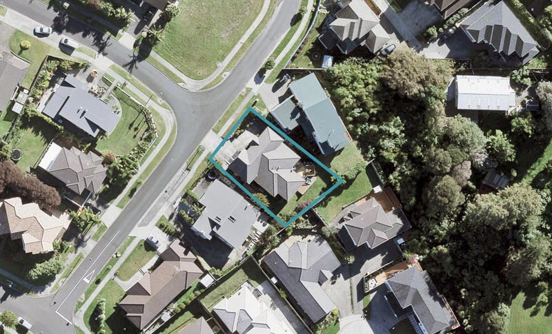 5 Keating Rise, Northcross, Auckland - Carousel 1