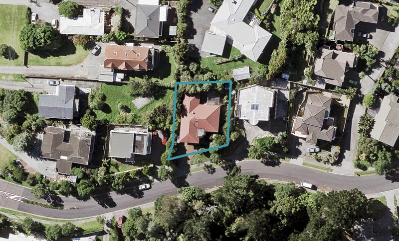 4 Mulgan Way, Browns Bay, Auckland - Carousel 1