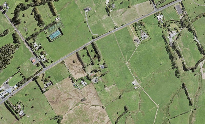 546 Papakura-Clevedon Road, Ardmore, Papakura - Carousel 1