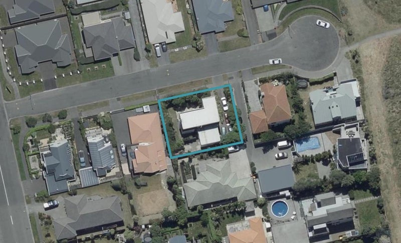6 Stout Street, Waimairi Beach, Christchurch - Carousel 1