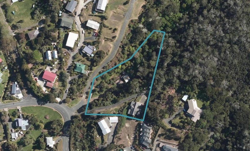 72 Florance Avenue, Russell, Russell - Carousel 1