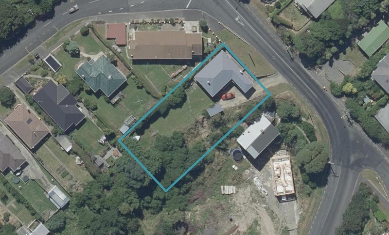 73 Orbell Street, Dalmore, Dunedin - Carousel 1