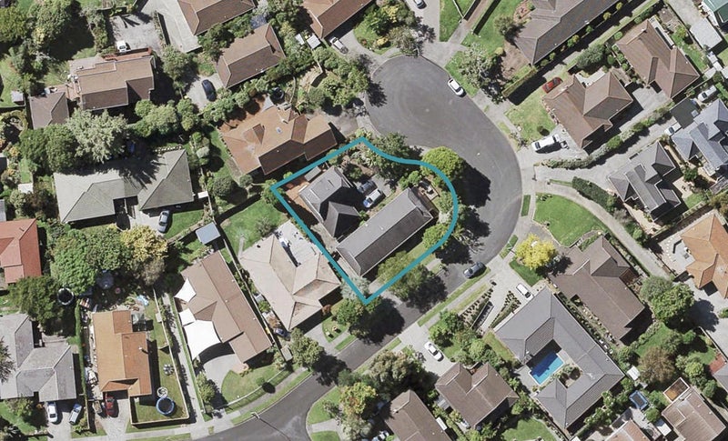 1/14 Eastridge Court, Northpark, Auckland - Carousel 1