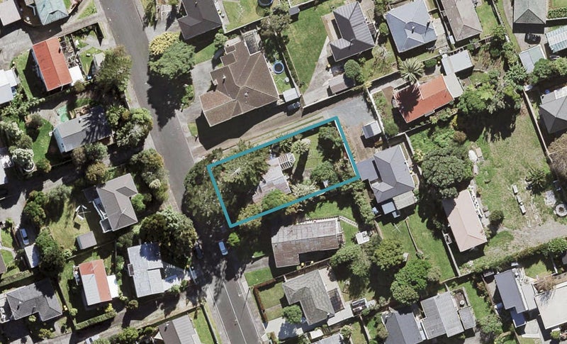 14 Hellyers Street, Birkdale, Auckland - Carousel 1