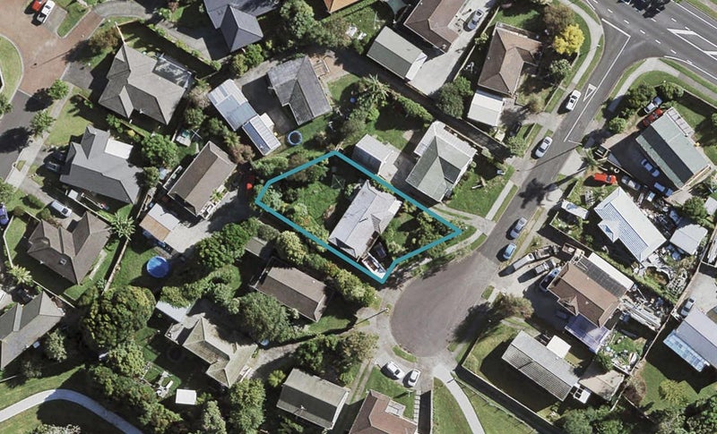 7 Montego Place, Weymouth, Auckland - Carousel 1