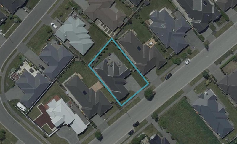 81 McMahon Drive, Aidanfield, Christchurch - Carousel 1