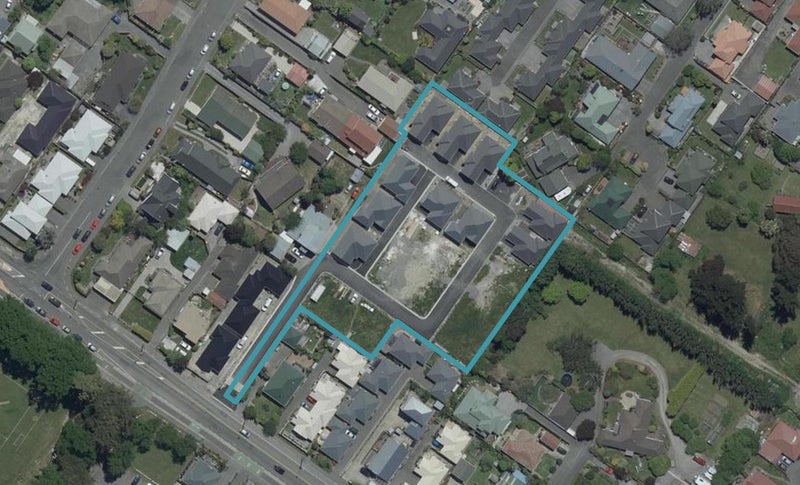 18 Henry Roil Lane, Northcote, Christchurch - Carousel 1